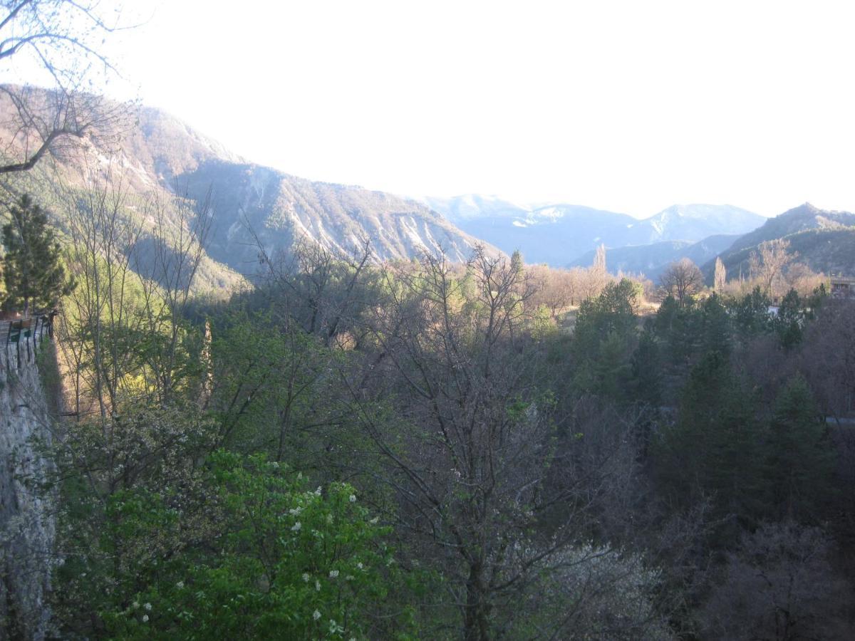 Les Deux Pentes Διαμέρισμα Sausses Εξωτερικό φωτογραφία